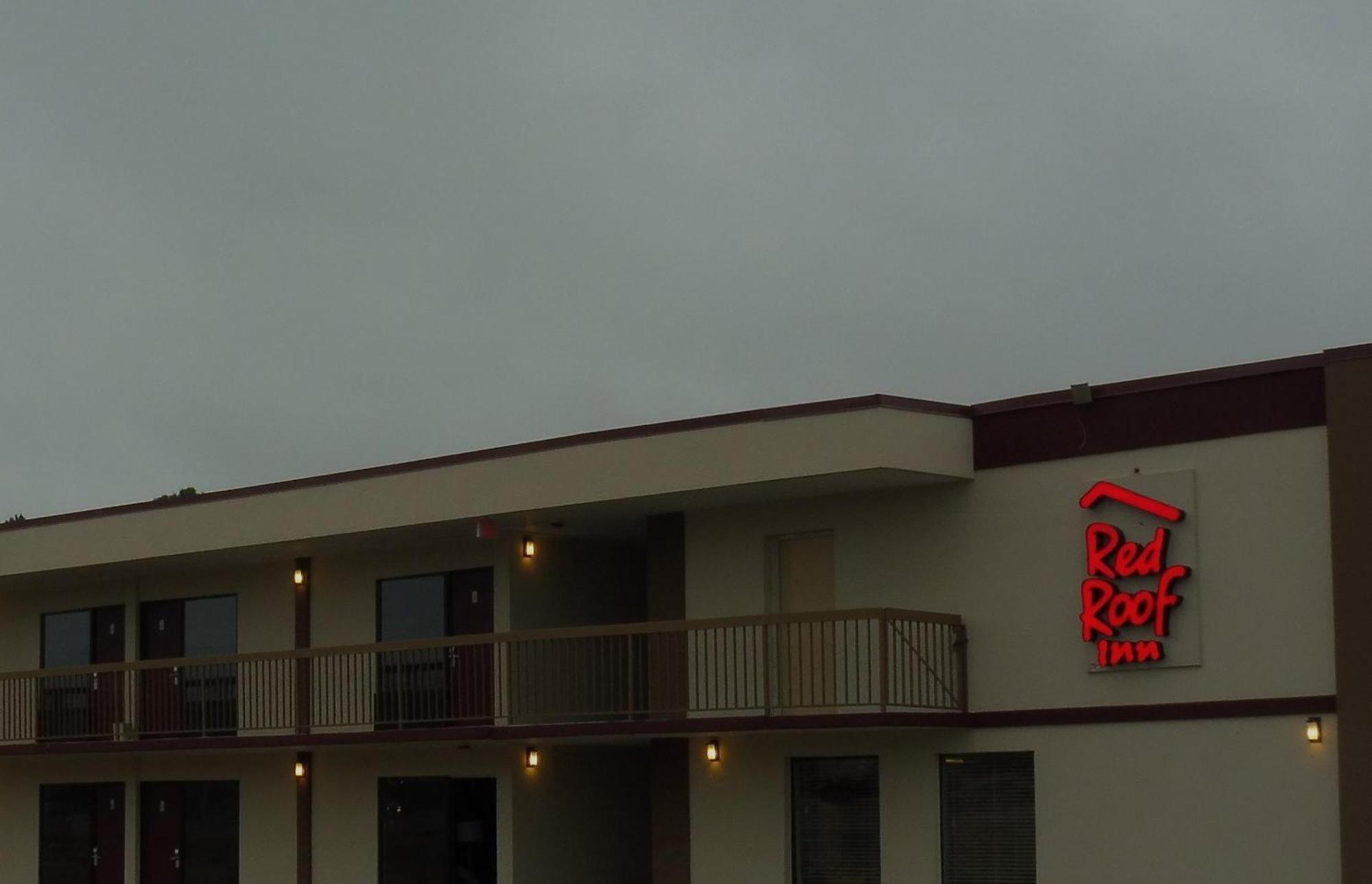 Red Roof Inn Fredericksburg South Exterior foto